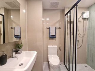 For sale 2 bedrooms condo in Khlong San, Bangkok