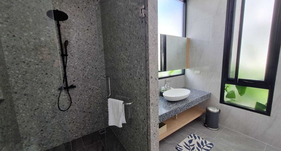 For rent 3 bedrooms villa in Thalang, Phuket