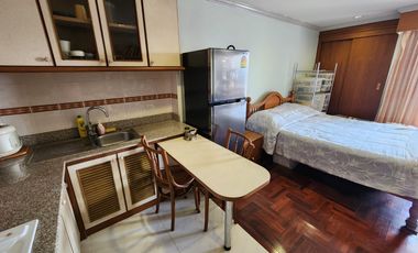 À vendre studio condo à Khlong Toei, Bangkok