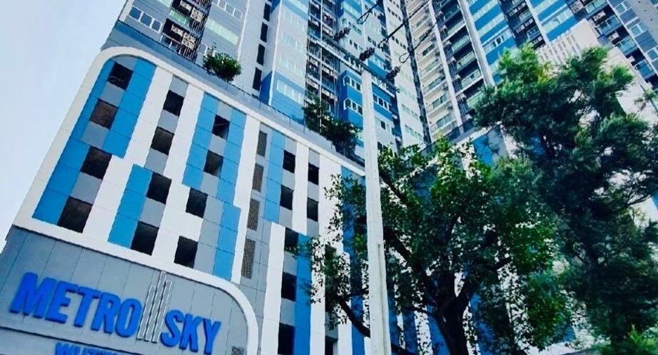 For rent studio condo in Thon Buri, Bangkok