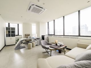 For sale office in Huai Khwang, Bangkok