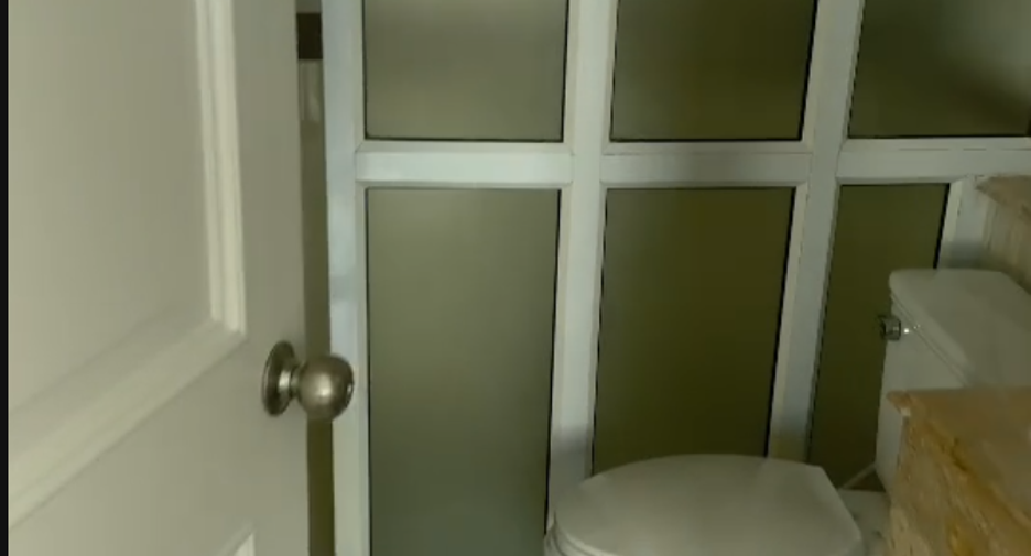 For rent 3 bedrooms townhouse in Bang Kapi, Bangkok