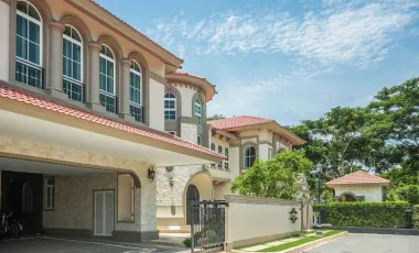 For rent 5 bedrooms house in Bang Phli, Samut Prakan