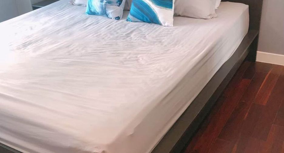 For rent 2 ベッドルーム condo in Watthana, Bangkok