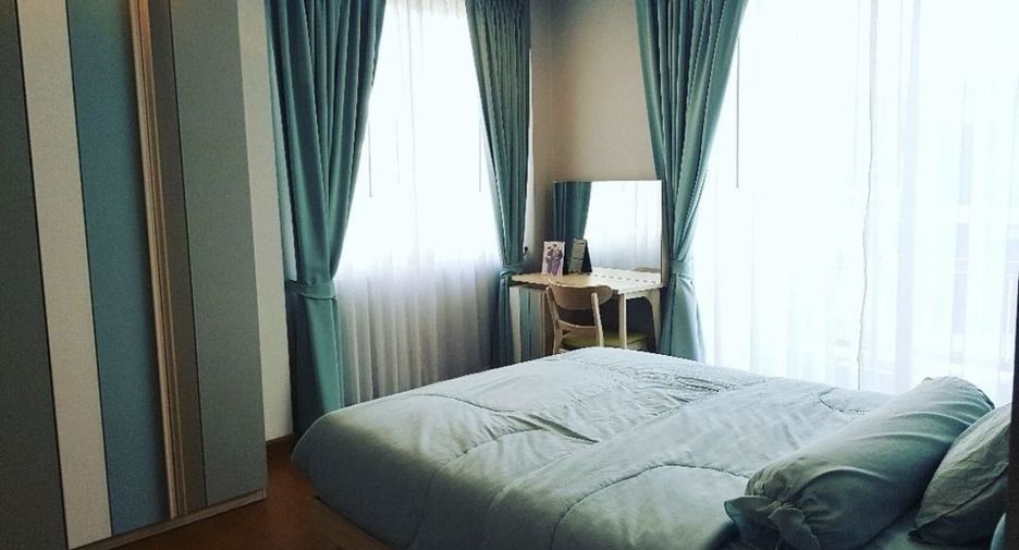 For sale 6 bedrooms villa in Don Mueang, Bangkok