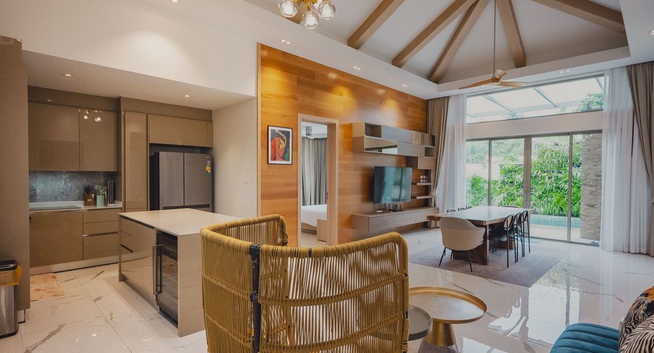 For sale 6 bedrooms villa in Thalang, Phuket