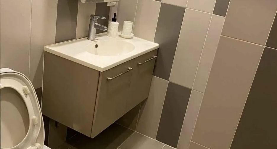 For rent 1 bed condo in Phaya Thai, Bangkok