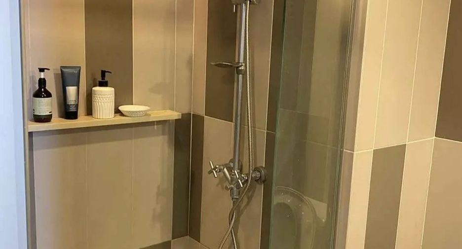 For rent 1 bed condo in Phaya Thai, Bangkok
