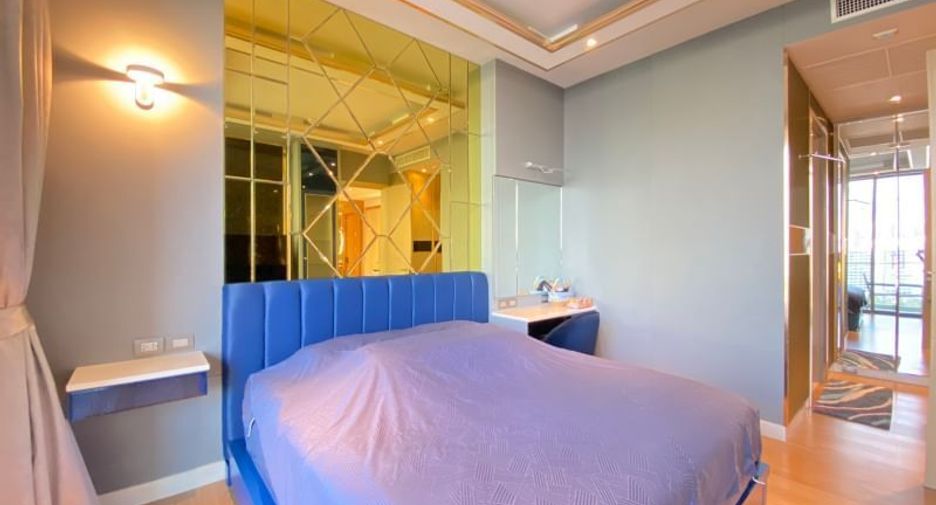 Condo en alquiler de 1 habitaciones en Khlong San, Bangkok