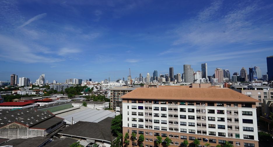 À louer 2 chambres condo à Yan Nawa, Bangkok