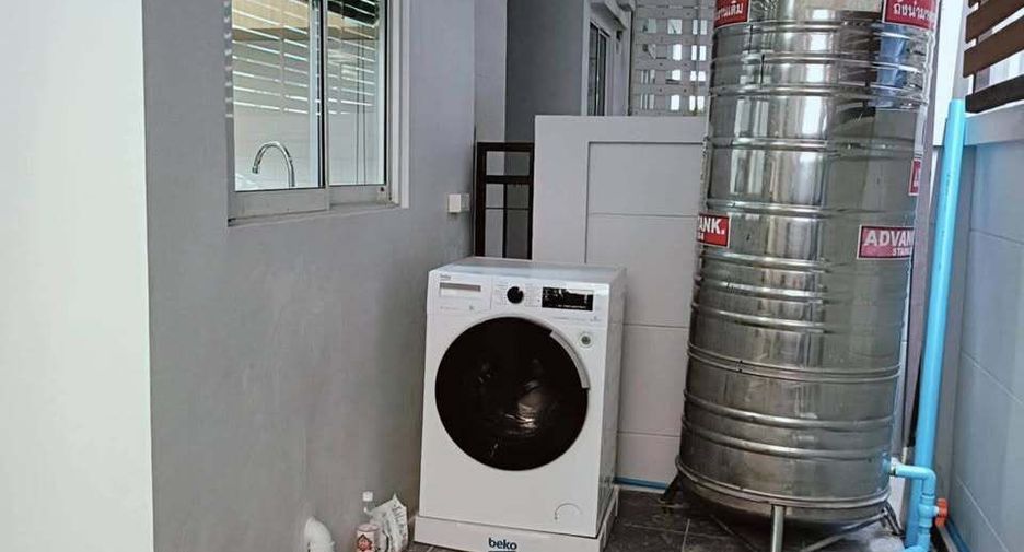 出租 3 卧室 独立屋 在 Lat Krabang, 曼谷