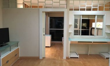 Wohnung zur Miete mit Studio in Sathon, Bangkok