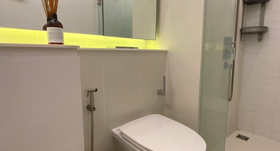 For rent 1 bed condo in Khlong Toei, Bangkok