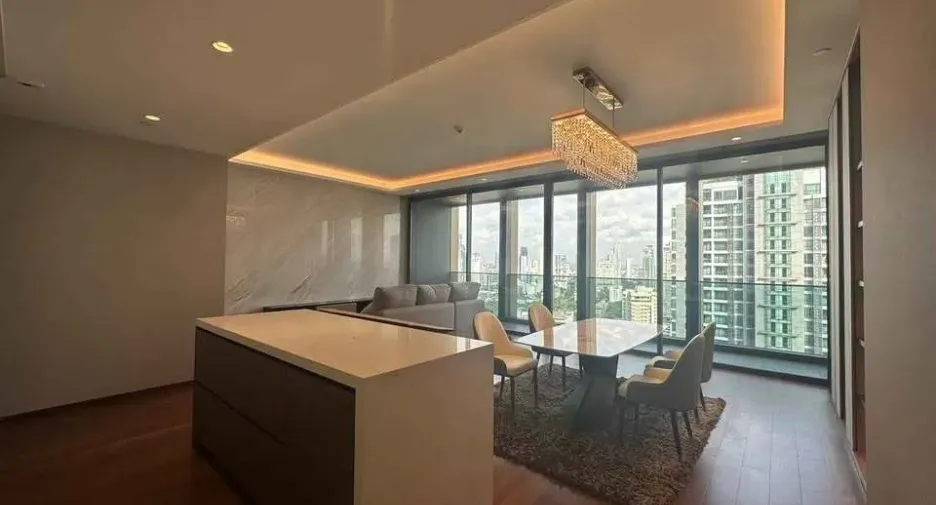 For rent 2 bedrooms condo in Khlong Toei, Bangkok