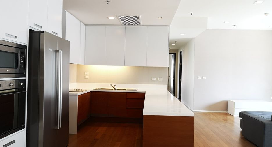 Wohnung zur Miete mit 3 Zimmer in Khlong Toei, Bangkok