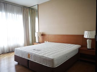 Wohnung zur Miete mit 3 Zimmer in Khlong Toei, Bangkok