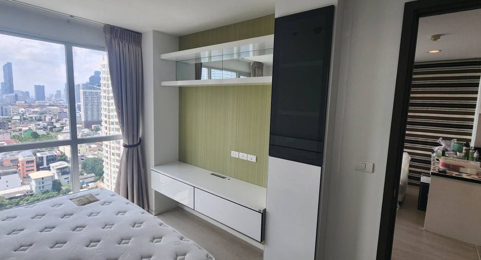 For rent 2 bedrooms condo in Sathon, Bangkok