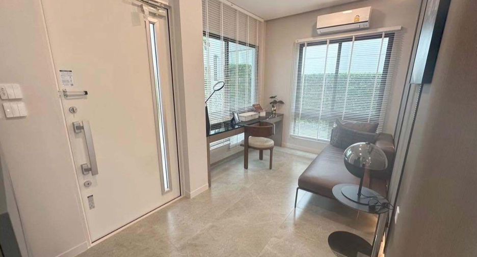 For sale and for rent 4 bedrooms house in Bang Phli, Samut Prakan