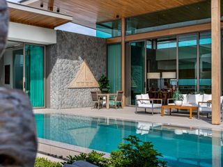 For sale 4 bedrooms villa in Thalang, Phuket