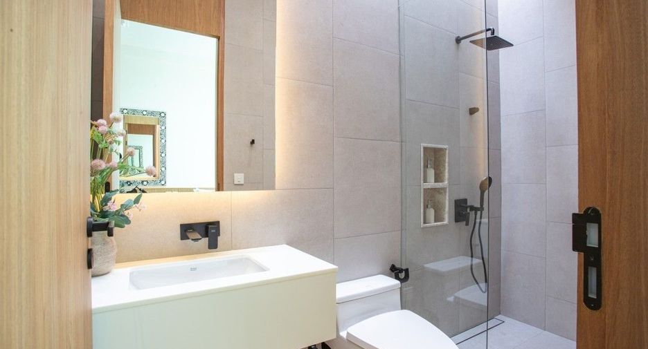 For sale 4 bedrooms villa in Thalang, Phuket
