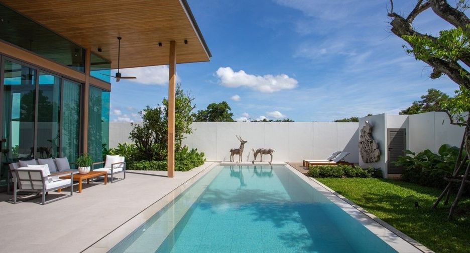 For sale 4 bedrooms villa in Thalang, Phuket