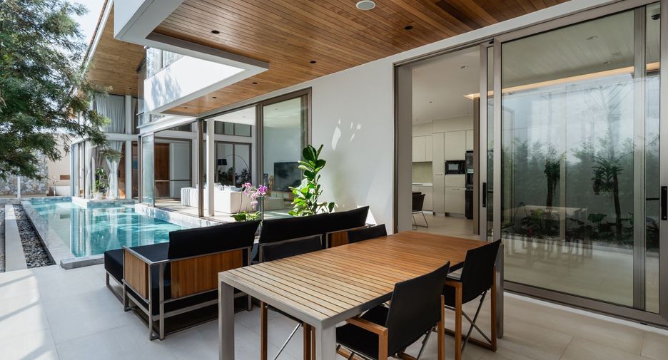 For sale 4 bedrooms villa in Thalang, Phuket