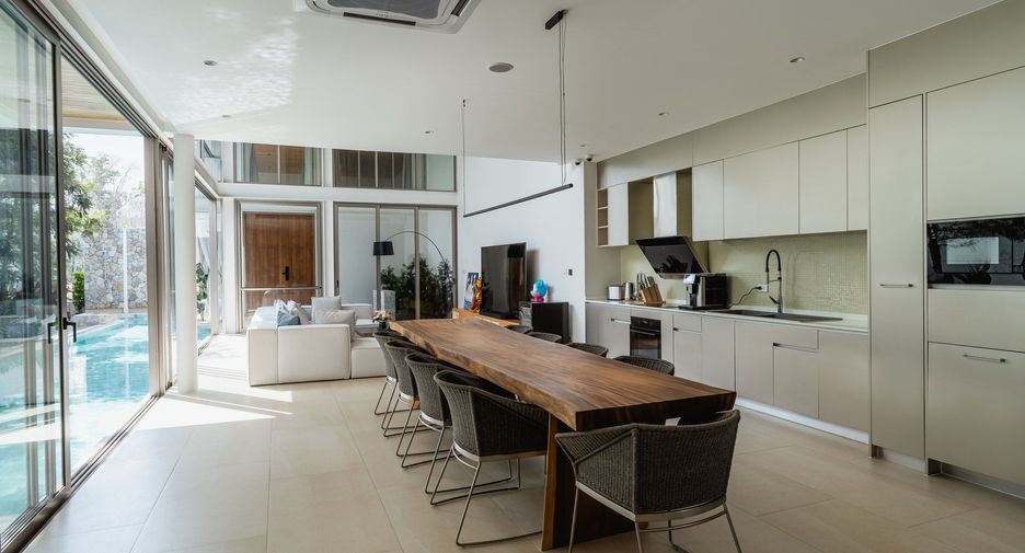 For sale 4 bedrooms villa in Thalang, Phuket