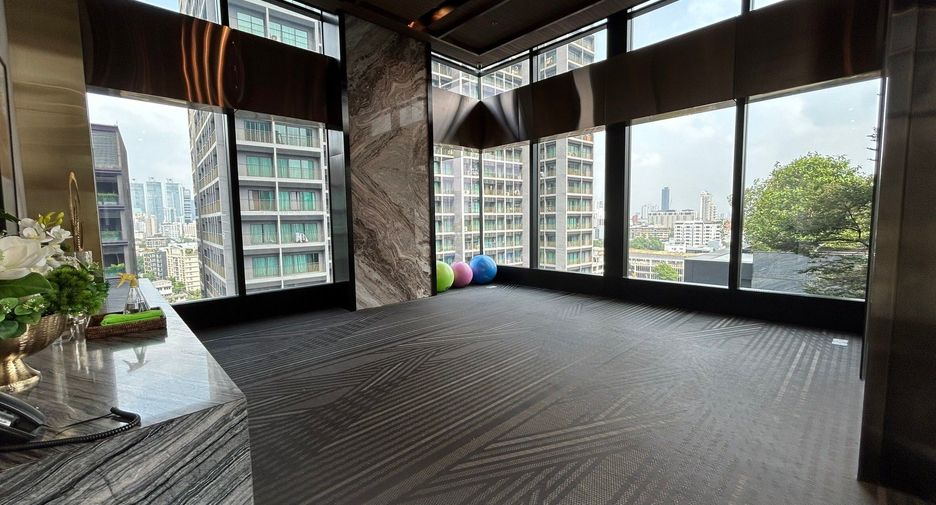 Wohnung zur Miete mit 2 Zimmer in Khlong Toei, Bangkok