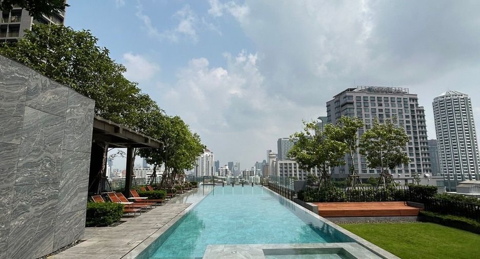 Wohnung zur Miete mit 2 Zimmer in Khlong Toei, Bangkok