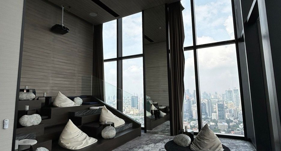 Wohnung zur Miete mit 2 Zimmer in Khlong Toei, Bangkok