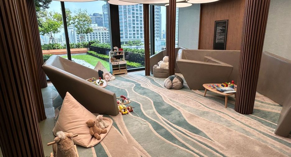 Wohnung zur Miete mit 2 Zimmer in Khlong Toei, Bangkok