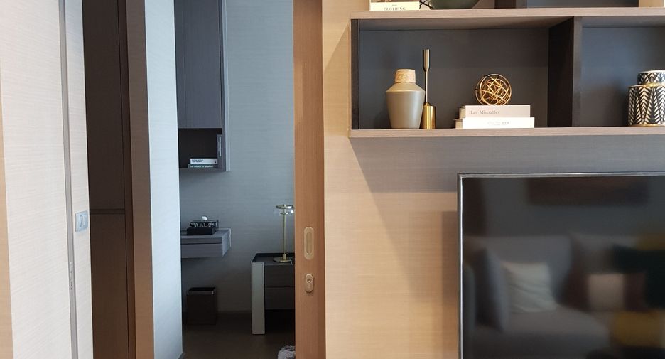 For rent 1 bed condo in Sathon, Bangkok
