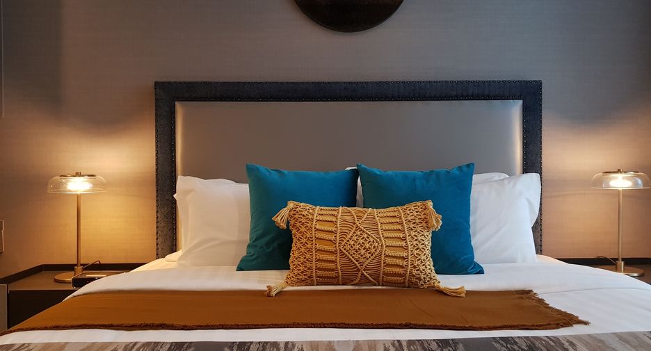 For rent 1 bed condo in Sathon, Bangkok
