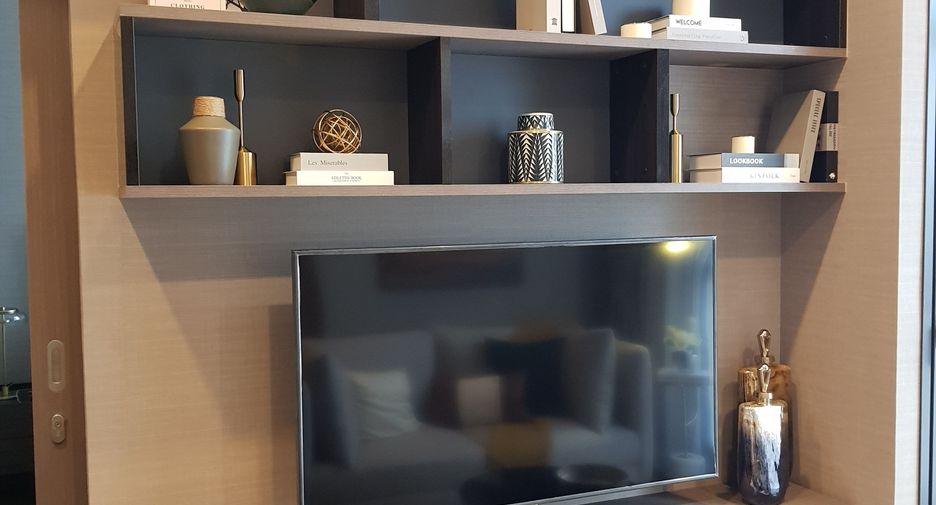 For rent 1 bed condo in Sathon, Bangkok