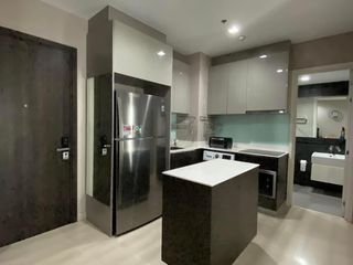 For rent 2 bedrooms condo in Phaya Thai, Bangkok
