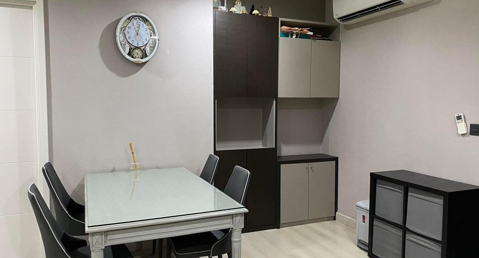 For rent 2 bedrooms condo in Phaya Thai, Bangkok