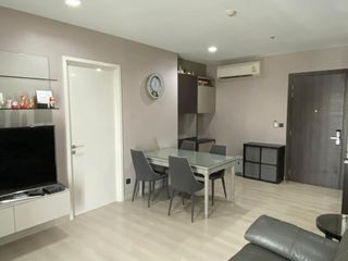 For rent 2 bedrooms condo in Phaya Thai, Bangkok