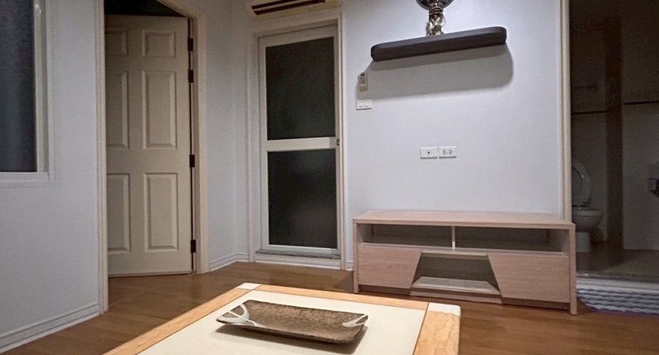 For sale 1 bed condo in Phaya Thai, Bangkok