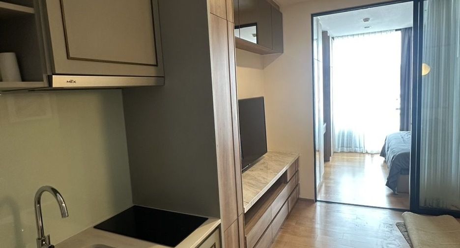 For rent 1 bed condo in Sathon, Bangkok