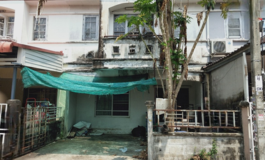 Reihenhaus zum Kauf mit 3 Zimmer in Khlong Sam Wa, Bangkok
