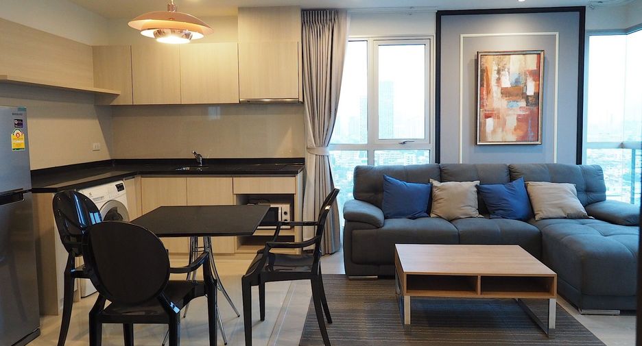 For rent 2 bedrooms condo in Sathon, Bangkok
