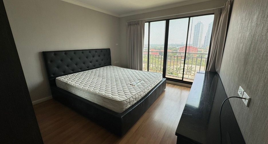 For sale and for rent 3 bedrooms condo in Yan Nawa, Bangkok
