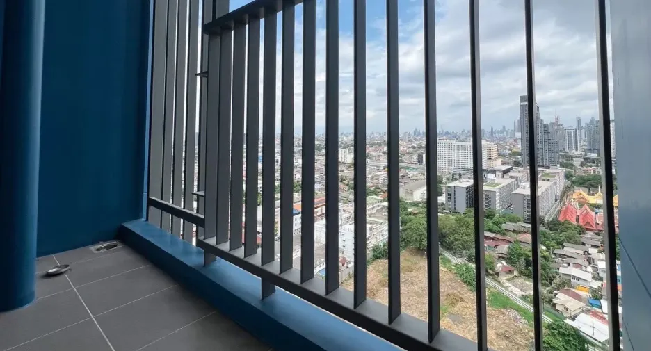For rent 1 bed condo in Thon Buri, Bangkok