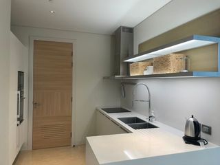 Wohnung zur Miete mit 2 Zimmer in Pathum Wan, Bangkok