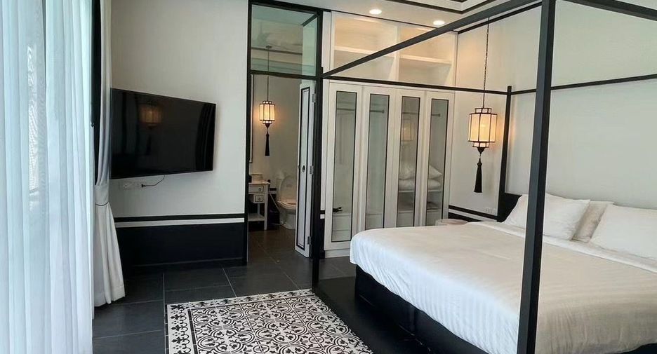 For rent 3 bedrooms villa in Mueang Phuket, Phuket