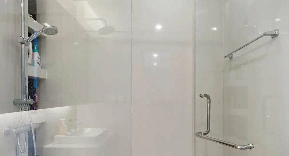Condo en alquiler de 1 habitaciones en Bang Kho Laem, Bangkok