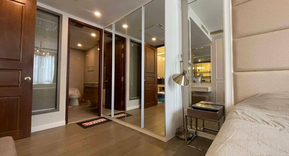 For sale 1 bed condo in Huai Khwang, Bangkok