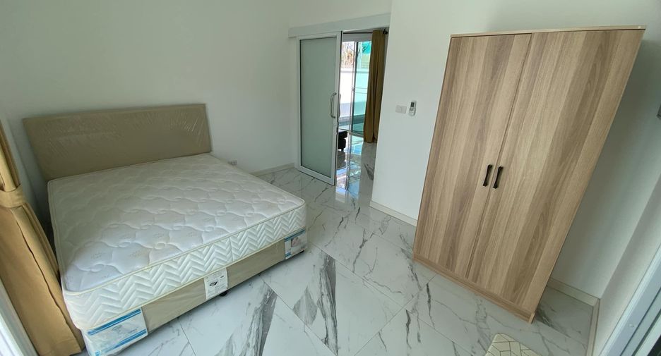 For rent 5 bedrooms house in Mueang Phuket, Phuket