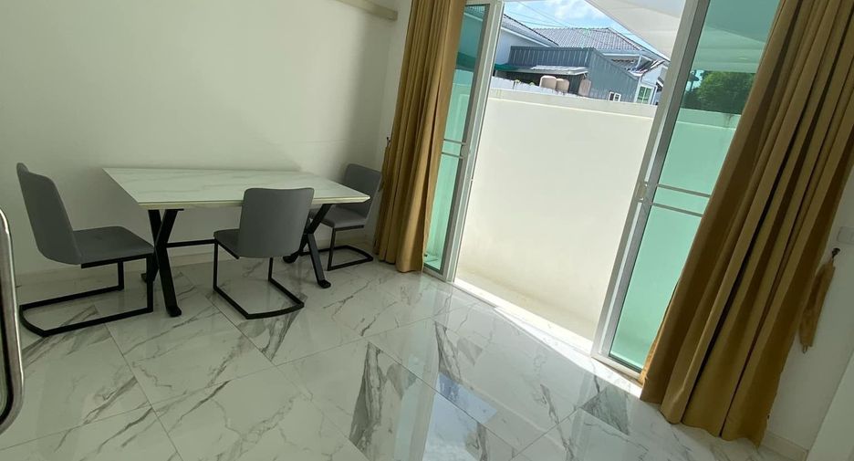 For rent 5 bedrooms house in Mueang Phuket, Phuket