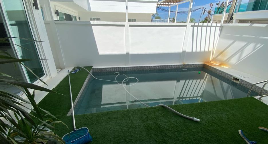 For rent 5 bedrooms house in Mueang Phuket, Phuket
